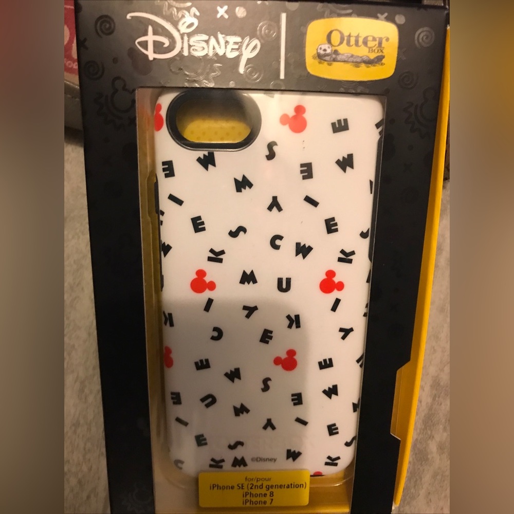 Disney Otterbox Phone Case IPhone 7-8 , SE 2nd Gen